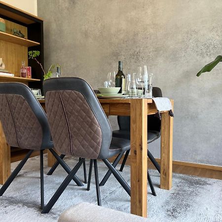 Designapartment Blue Sky -55M2-Free Parking & Wifi Graz Kültér fotó