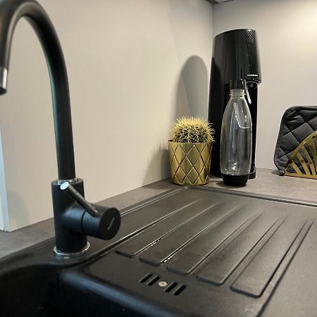 Designapartment Blue Sky -55M2-Free Parking & Wifi Graz Kültér fotó